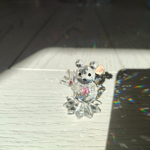 Miniature Crystal Bear Figurine With Heart, Flower, and Butterfly - Beautiful - Picture 8 of 10
